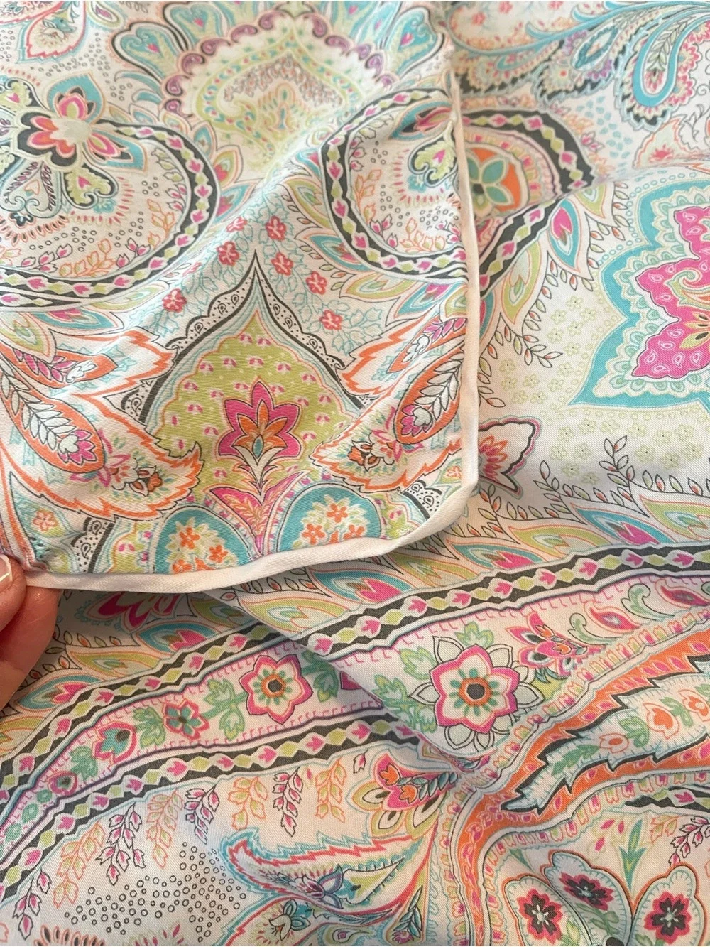 Cynthia Rowley Paisley Full Duvet Cover with 1 standard pillow sham